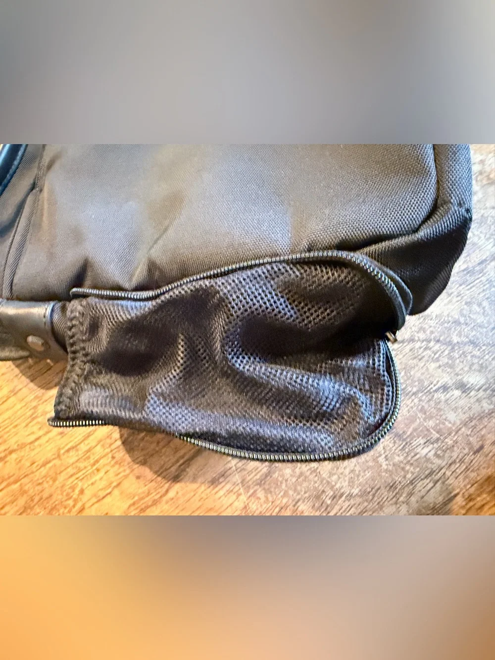 Travelon sleek black